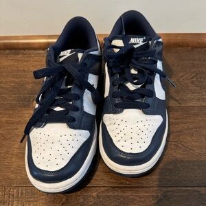 Nike Low Dunks Kids' Navy and White Sneakers Youth size 5